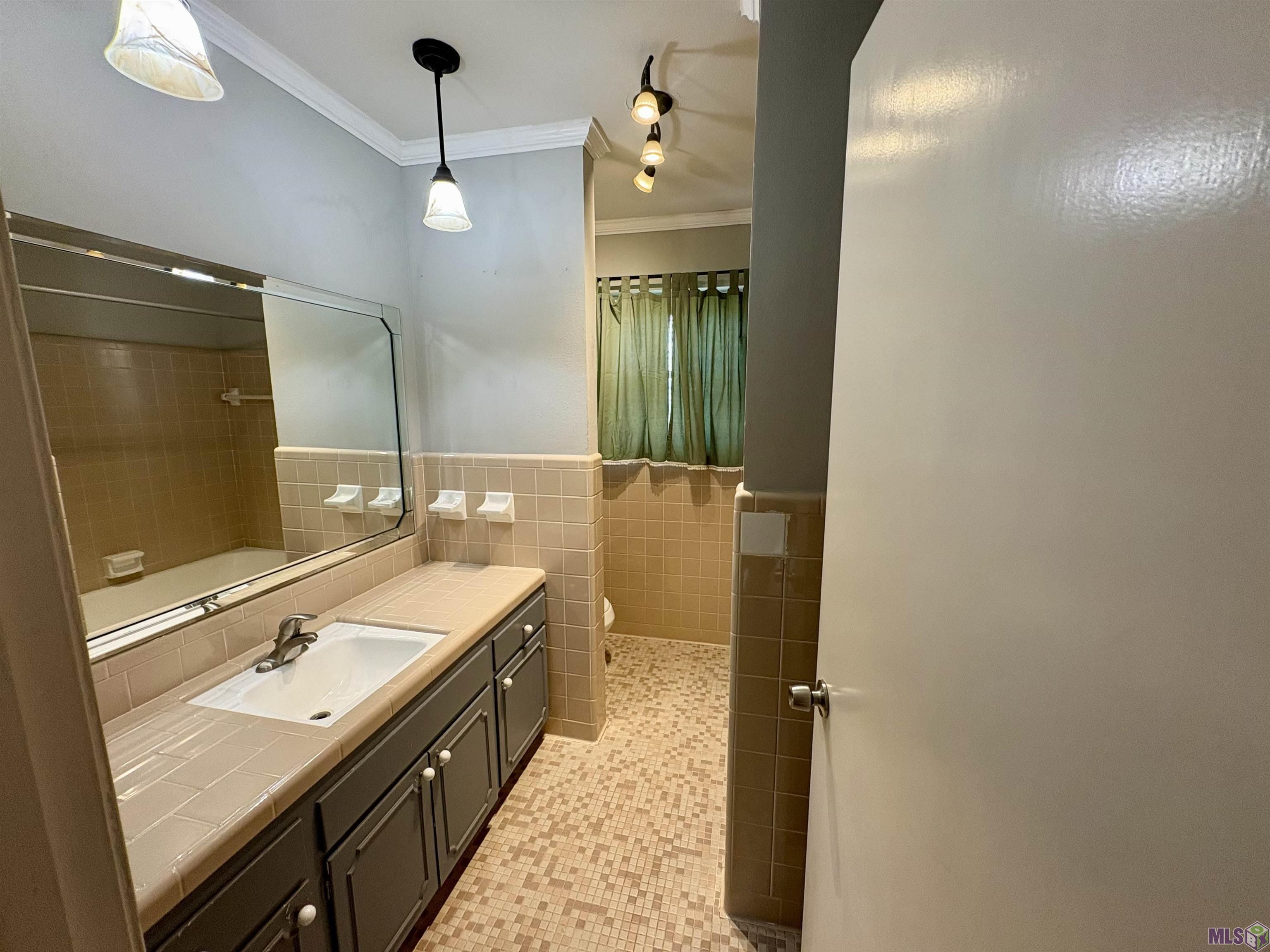 10387 Ridgely Drive Baton Rouge, LA 70809 - Photo 9 of 15