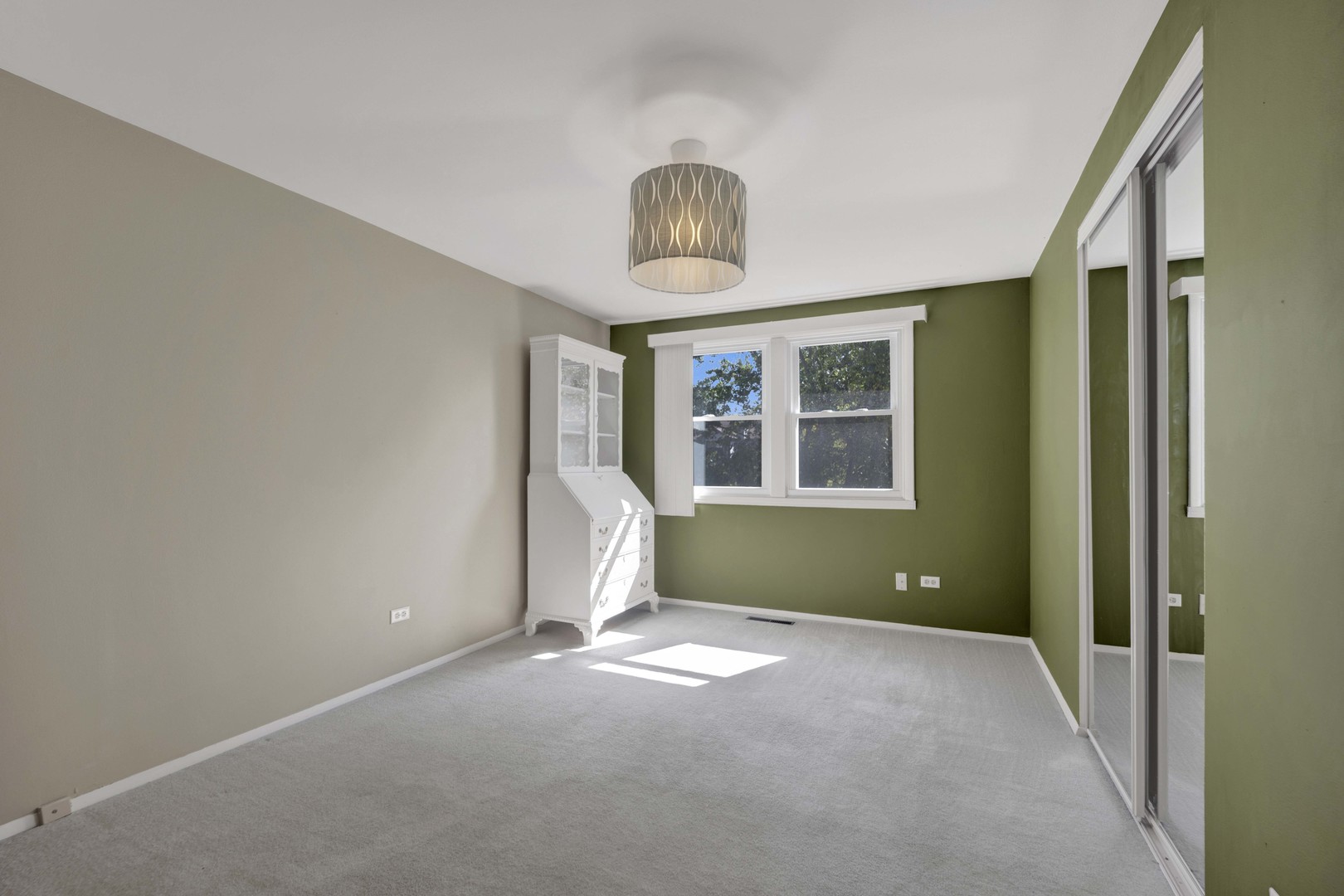 859 Beechwood Road Buffalo Grove, IL 60089 - Photo 14 of 34 Gallery Image 14