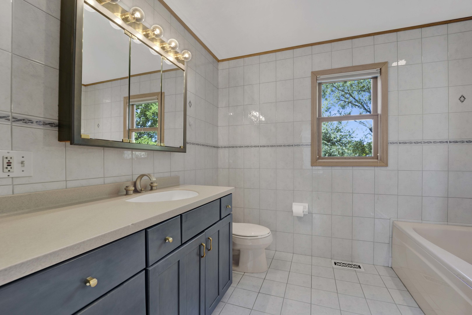 859 Beechwood Road Buffalo Grove, IL 60089 - Photo 22 of 34 Gallery Image 22