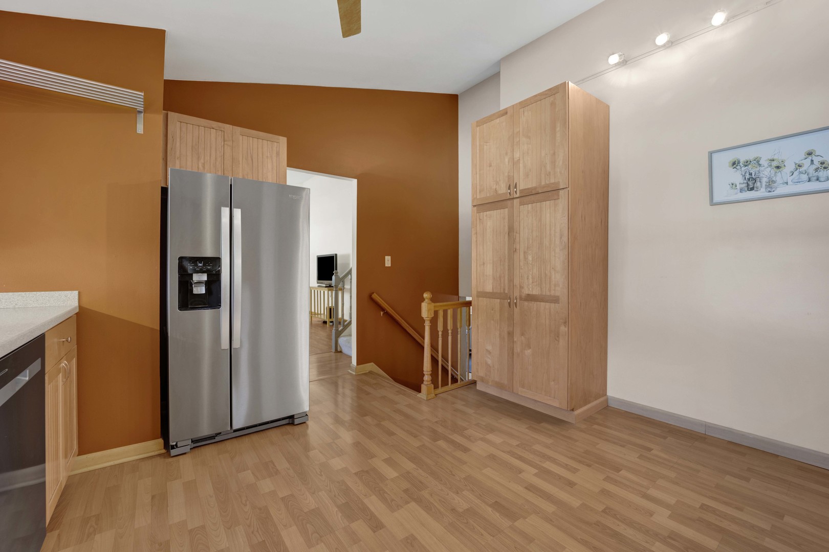 859 Beechwood Road Buffalo Grove, IL 60089 - Photo 6 of 34 Gallery Image 6
