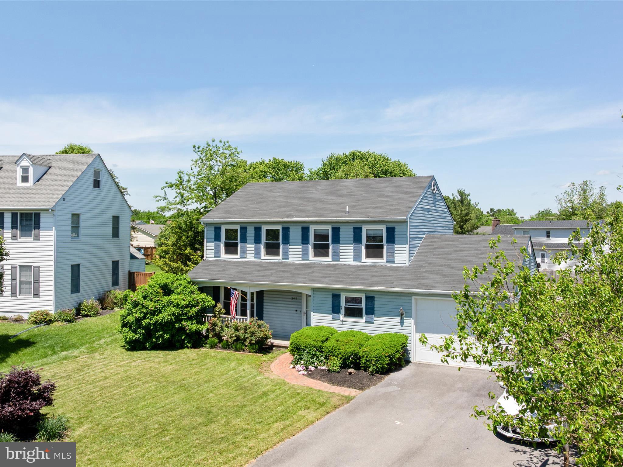 205 Killdeer Road Stephens City, VA 22655 - Photo 2 of 33