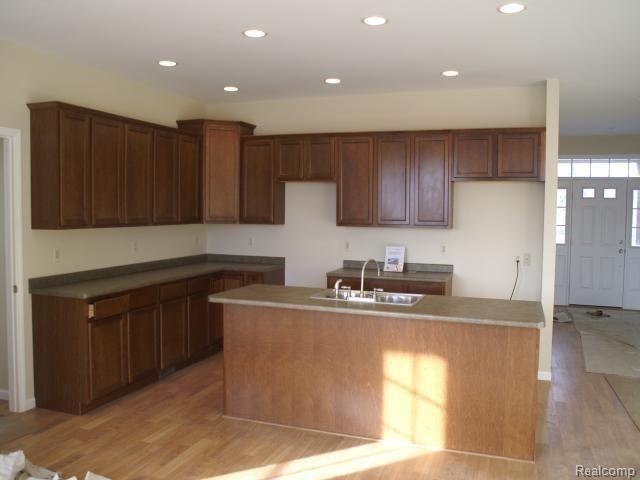 5110 Capac Road Capac, MI 48014 - Photo 5 of 12 4