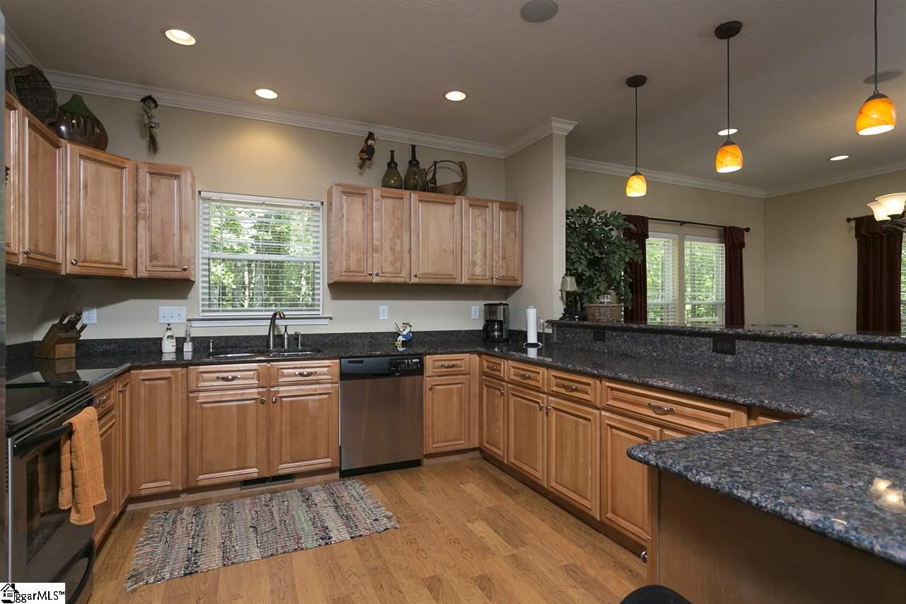 318 Big Rock Lake Road Pickens, SC 29671 - Photo 8 of 36 Gallery Image 8