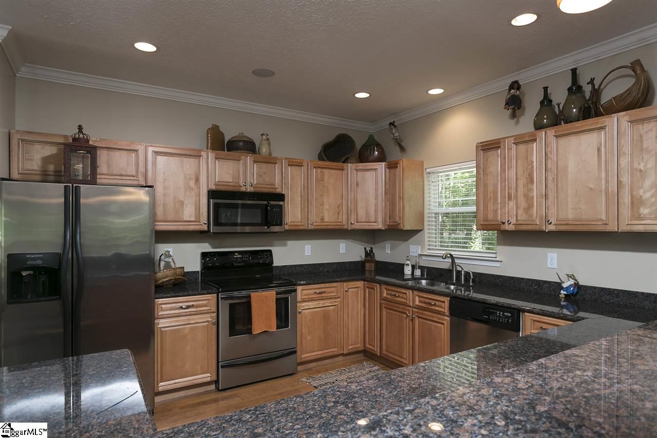 318 Big Rock Lake Road Pickens, SC 29671 - Photo 9 of 36 Gallery Image 9