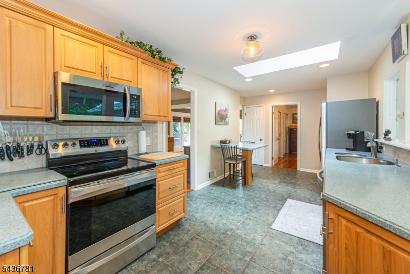 327 Pleasant Hill Road Flanders, NJ 07836 - Photo 19 of 46