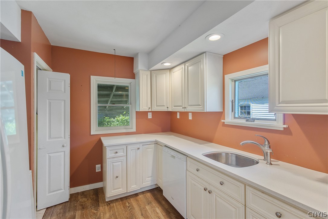 201 Sheridan Road Salina, NY 13090 - Photo 13 of 31