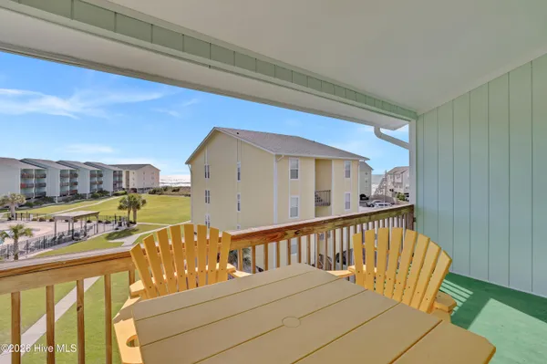 $474,900 | 918 North New River Drive, Unit 331, Surf City, NC 28445