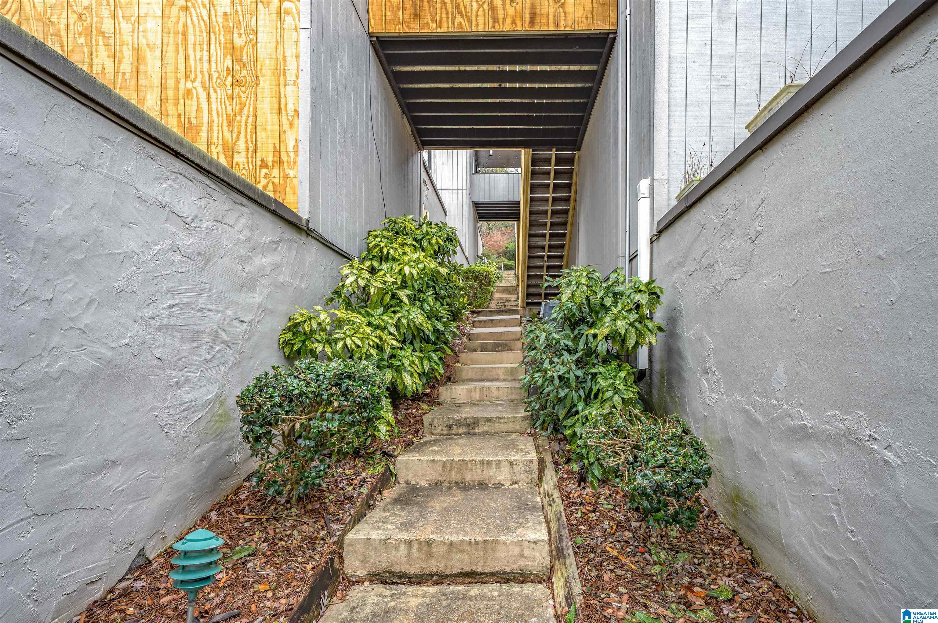 3350 Altamont Road South, Unit B7 Birmingham, AL 35205 - Photo 3 of 26