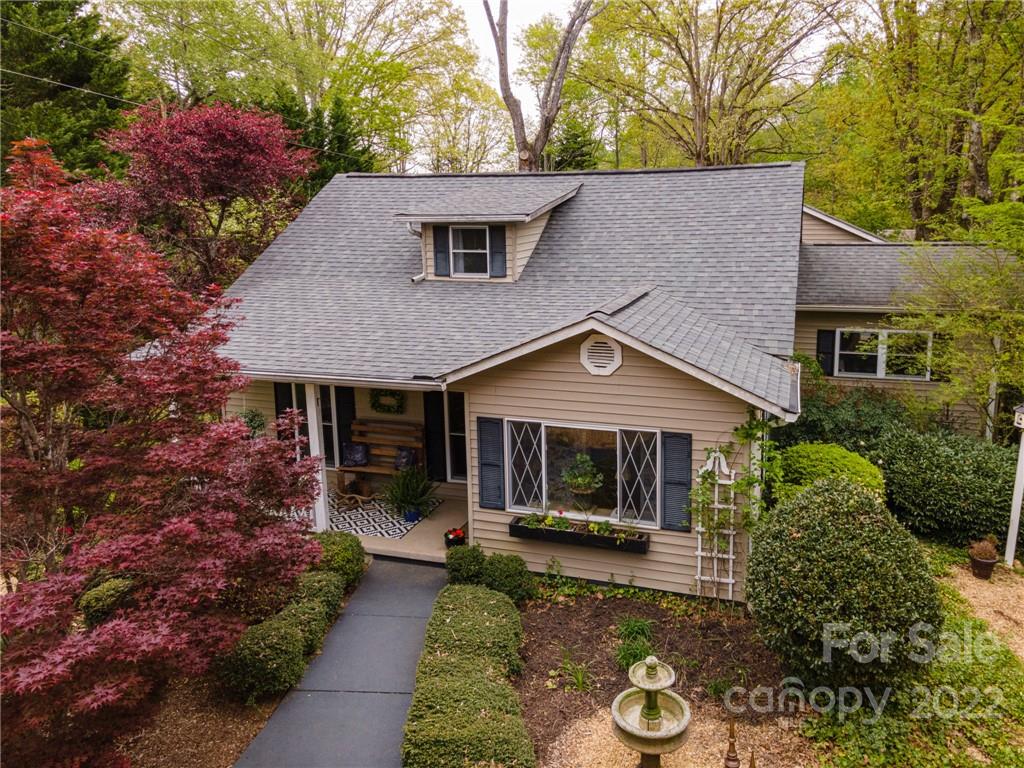 123 Grace Heights Rutherfordton, NC 28139 - Photo 2 of 48 front view of a house with yard and trees