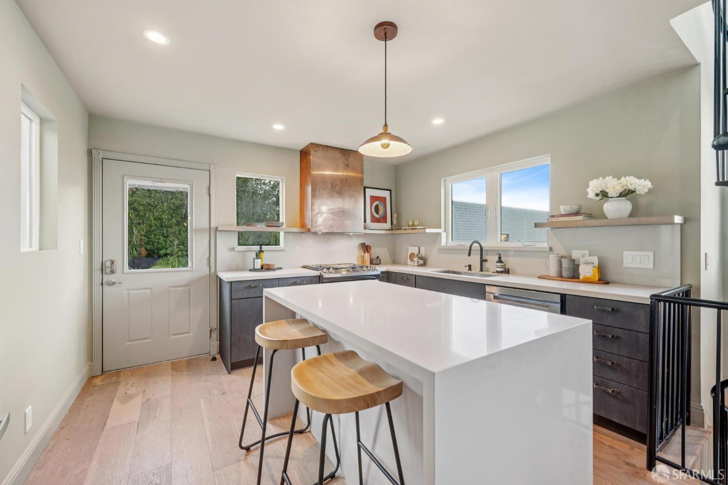 3316 Folsom Street San Francisco, CA 94110 - Photo 18 of 97