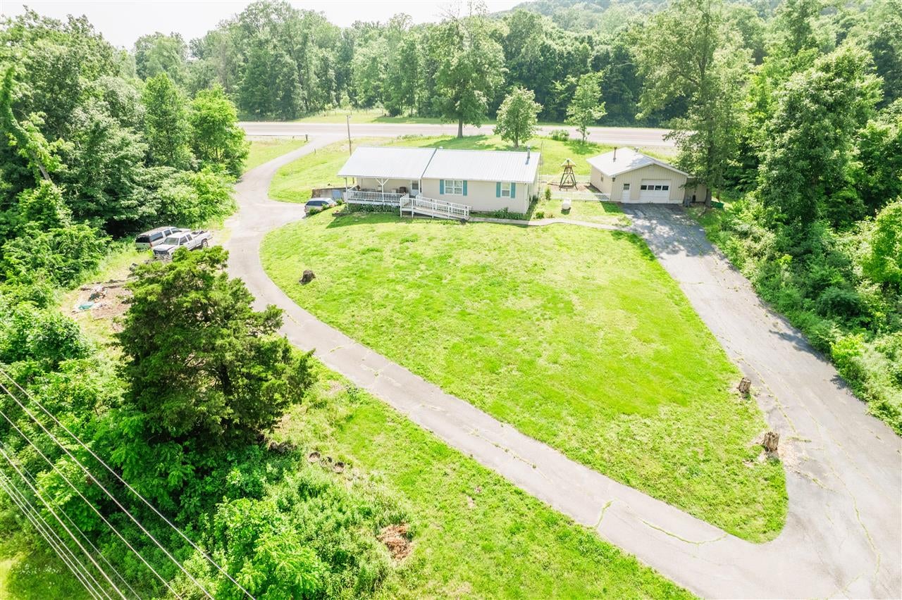 707 South Chalybeate Road Smiths Grove, KY 42171 - Photo 1 of 37 Gallery Image 1