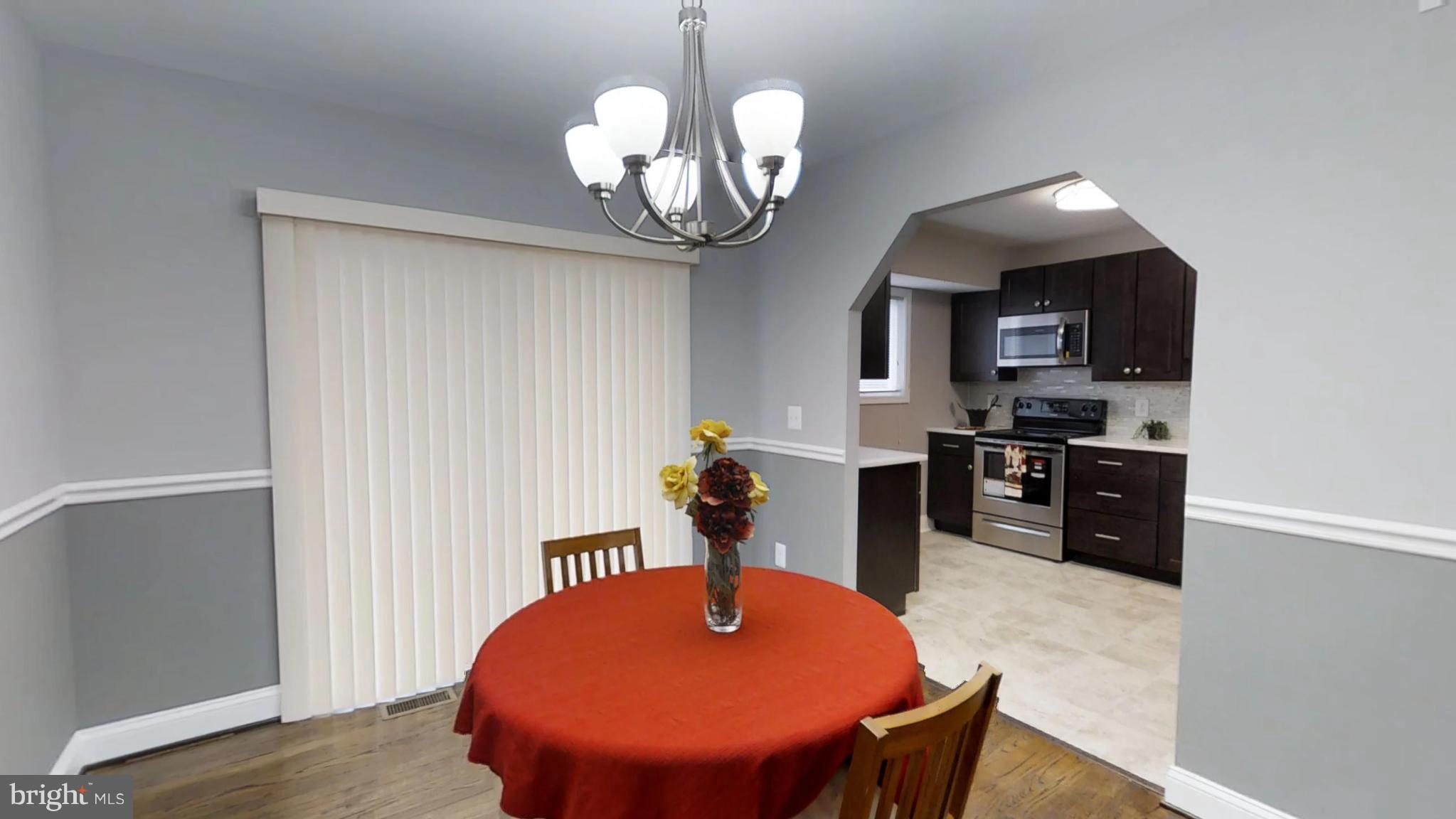 8424 Rugby Road Pasadena, MD 21122 - Photo 20 of 27 Dining Room