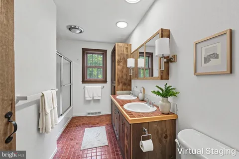 $350,000 | 639 Glenwood Road, Hop Bottom, PA 18824