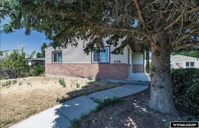$315,000 | 418 Morgan Avenue, Mills, WY 82644