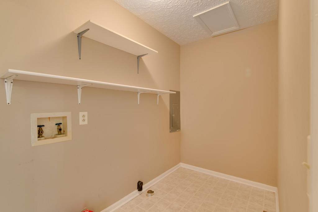 7810 Chester Road Fairview, TN 37062 - Photo 14 of 17 a view of small space