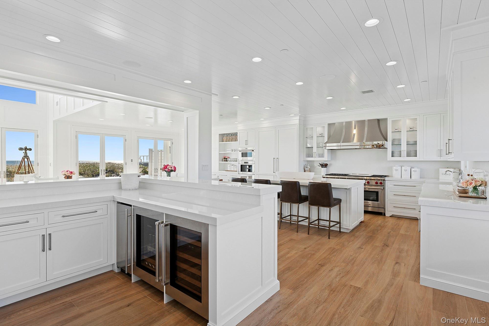 785 Dune Road West Hampton Dunes, NY 11978 - Photo 9 of 31