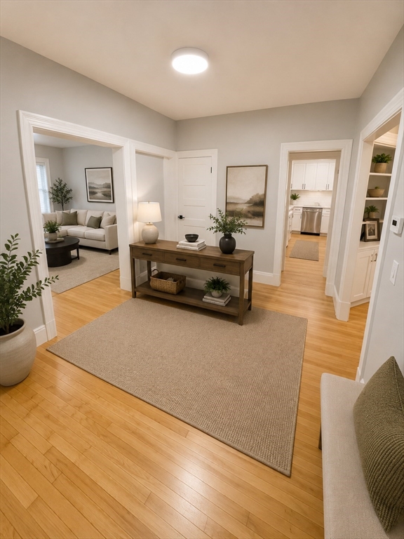 33 Oak Street Boston, MA 02136 - Photo 28 of 34