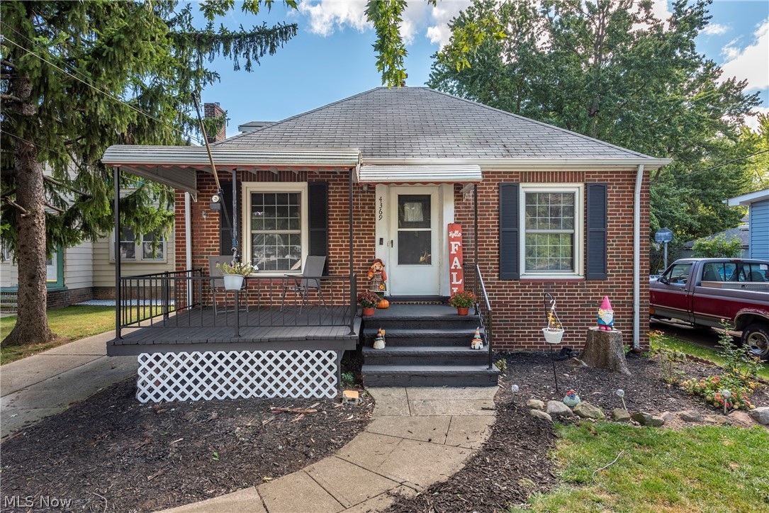 4369 Tiedeman Road Cleveland, OH 44144 - Photo 2 of 35 Gallery Image 2