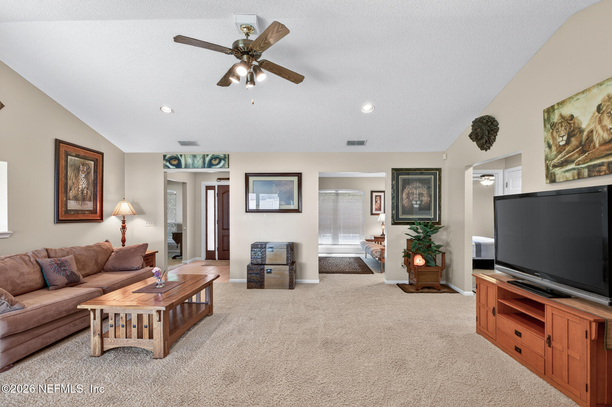 12227 Flynn Woods Road Jacksonville, FL 32223 - Photo 34 of 62 Warm & Inviting Space