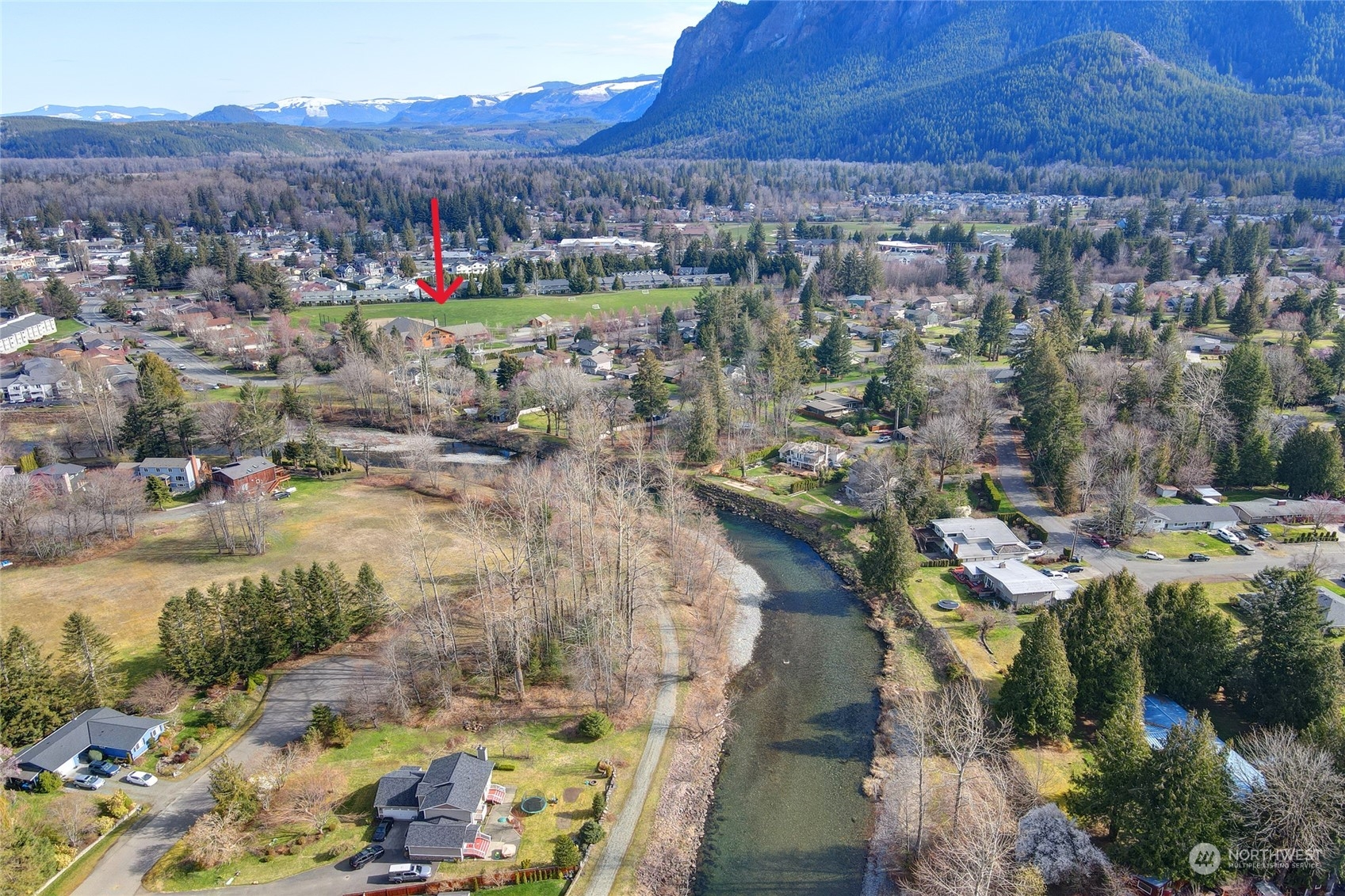 925 Riverside Drive Southeast North Bend, WA 98045 - Photo 28 of 30 a view of city and mountain