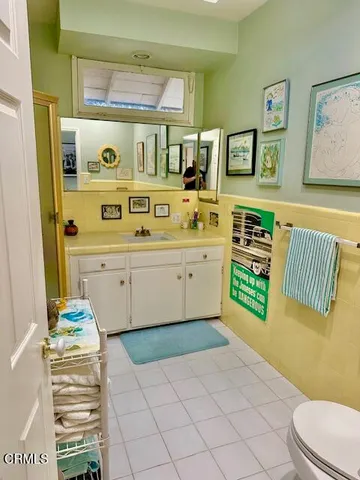 $1,500,000 | 17933 Osborne Street, Northridge, CA 91325