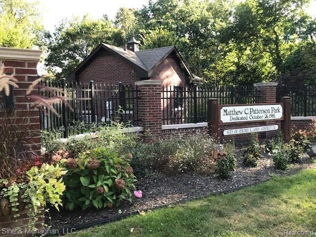 934 Nottingham Road Grosse Pointe, MI 48230 - Photo 31 of 43