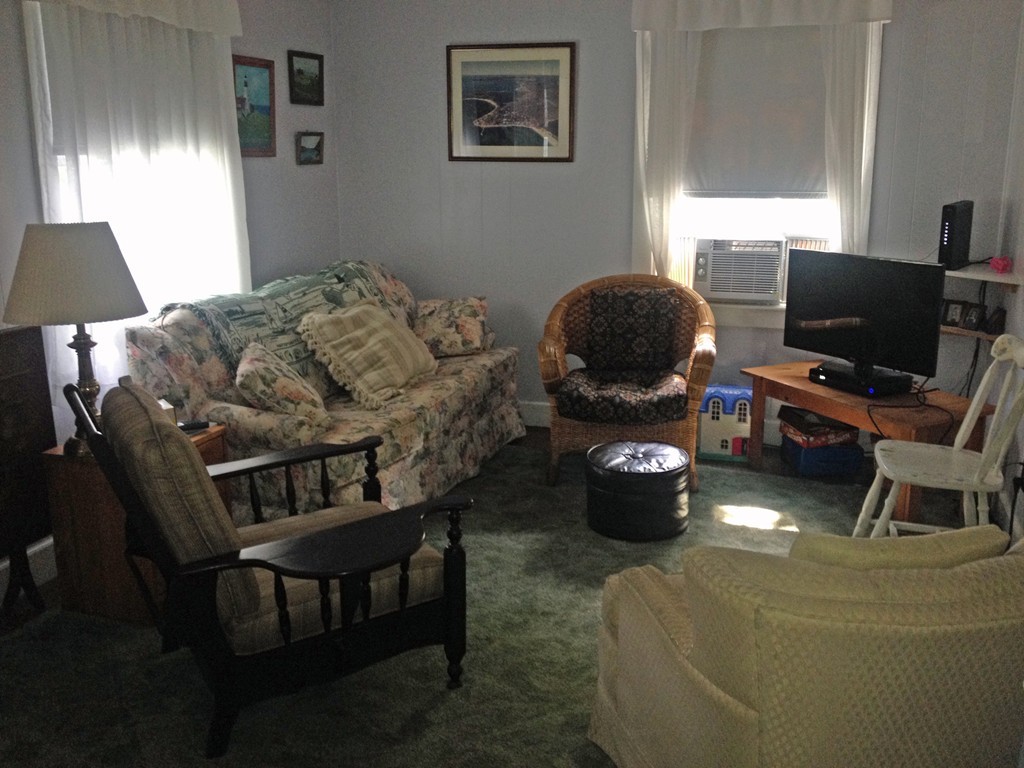 11 Beach Road Mattapoisett, MA 02739 - Photo 10 of 15 Gallery Image 10