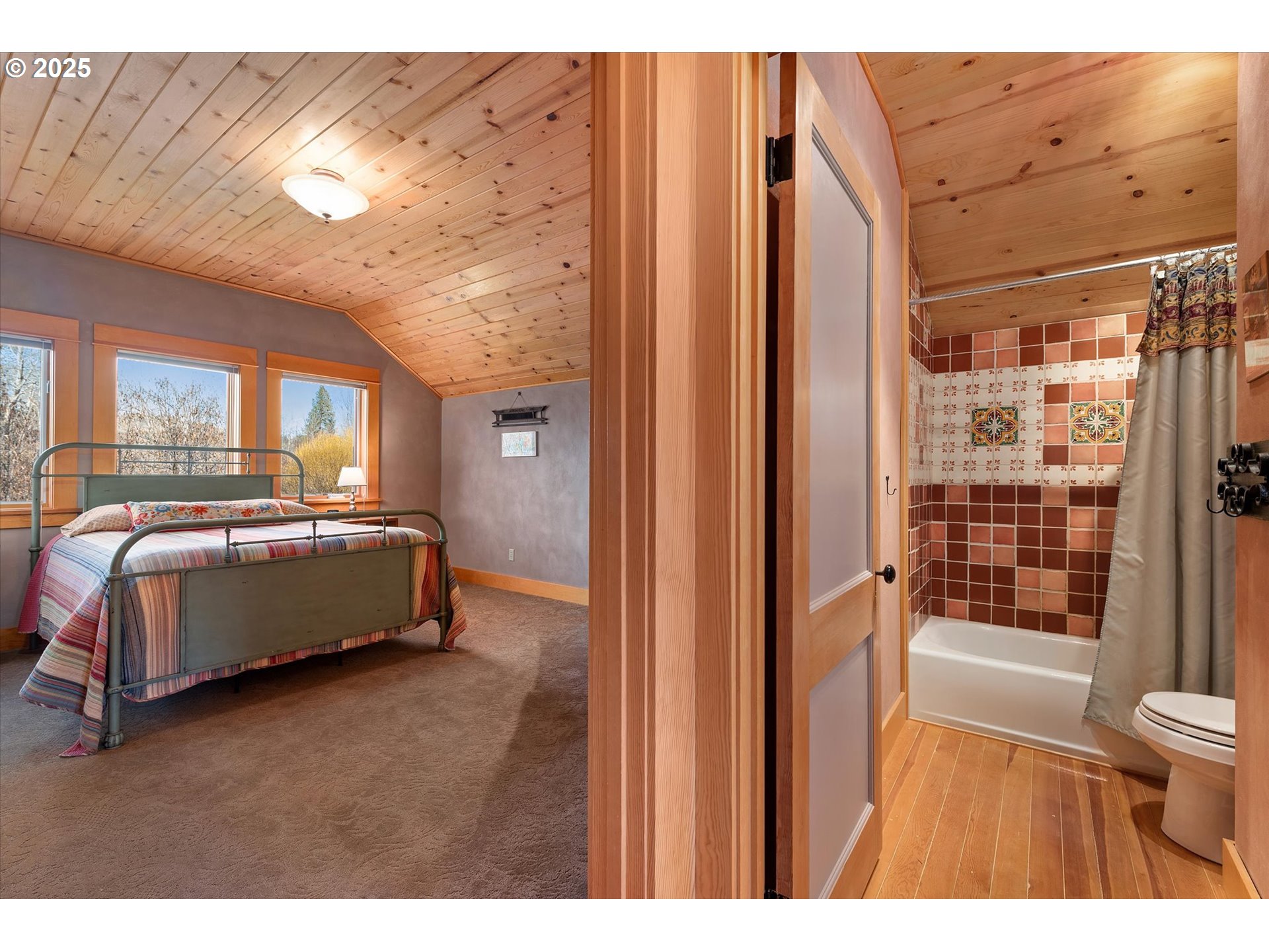 48303 Cornucopia Highway Halfway, OR 97834 - Photo 32 of 48 a spacious bedroom with a bed and a window