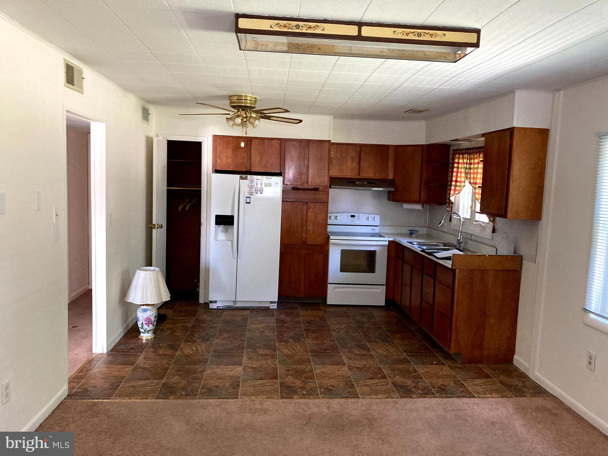 39 Eaton Road Pennsville, NJ 08070 - Photo 5 of 16