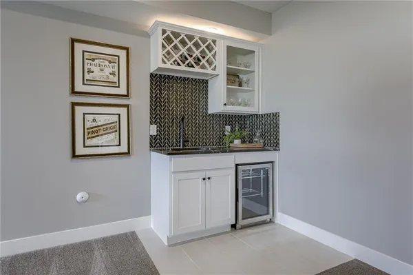 $450,177 | 18370 West 205th Terrace, Spring Hill, KS 66083