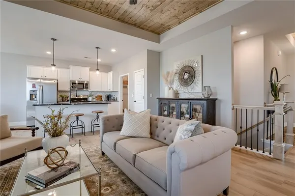 $450,177 | 18370 West 205th Terrace, Spring Hill, KS 66083