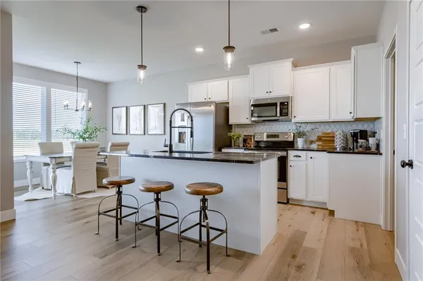 $450,177 | 18370 West 205th Terrace, Spring Hill, KS 66083