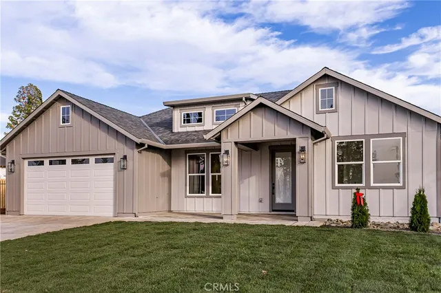 a view of a house with garden