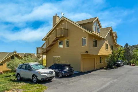 $699,000 | 117 Lake Manor Place, Unit 18, Crowley Lake, CA 93546