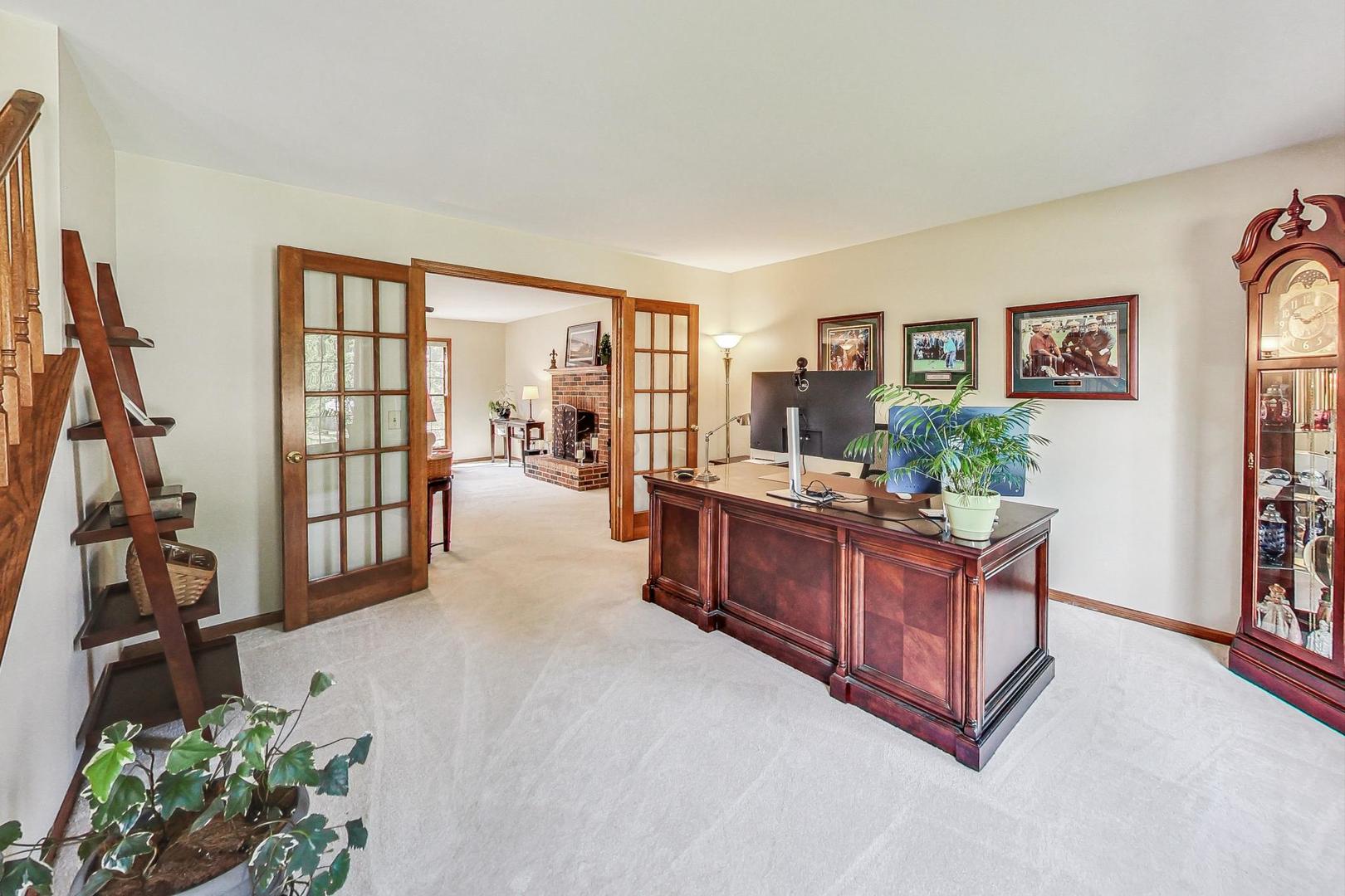 500 Long Hill Road Gurnee, IL 60031 - Photo 2 of 26 Gallery Image 2