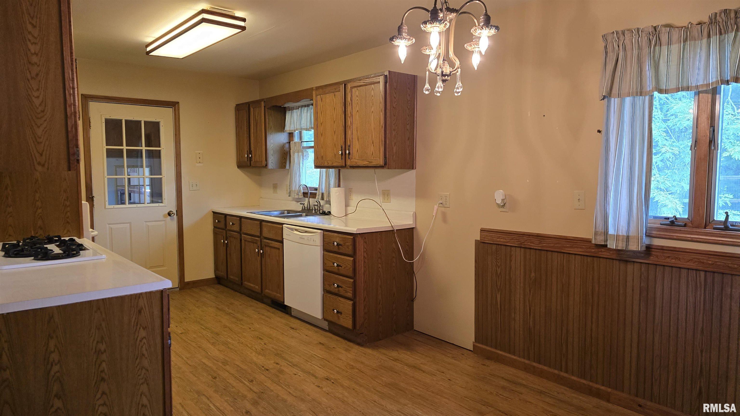 400 Old Broughton Road Eldorado, IL 62930 - Photo 11 of 28