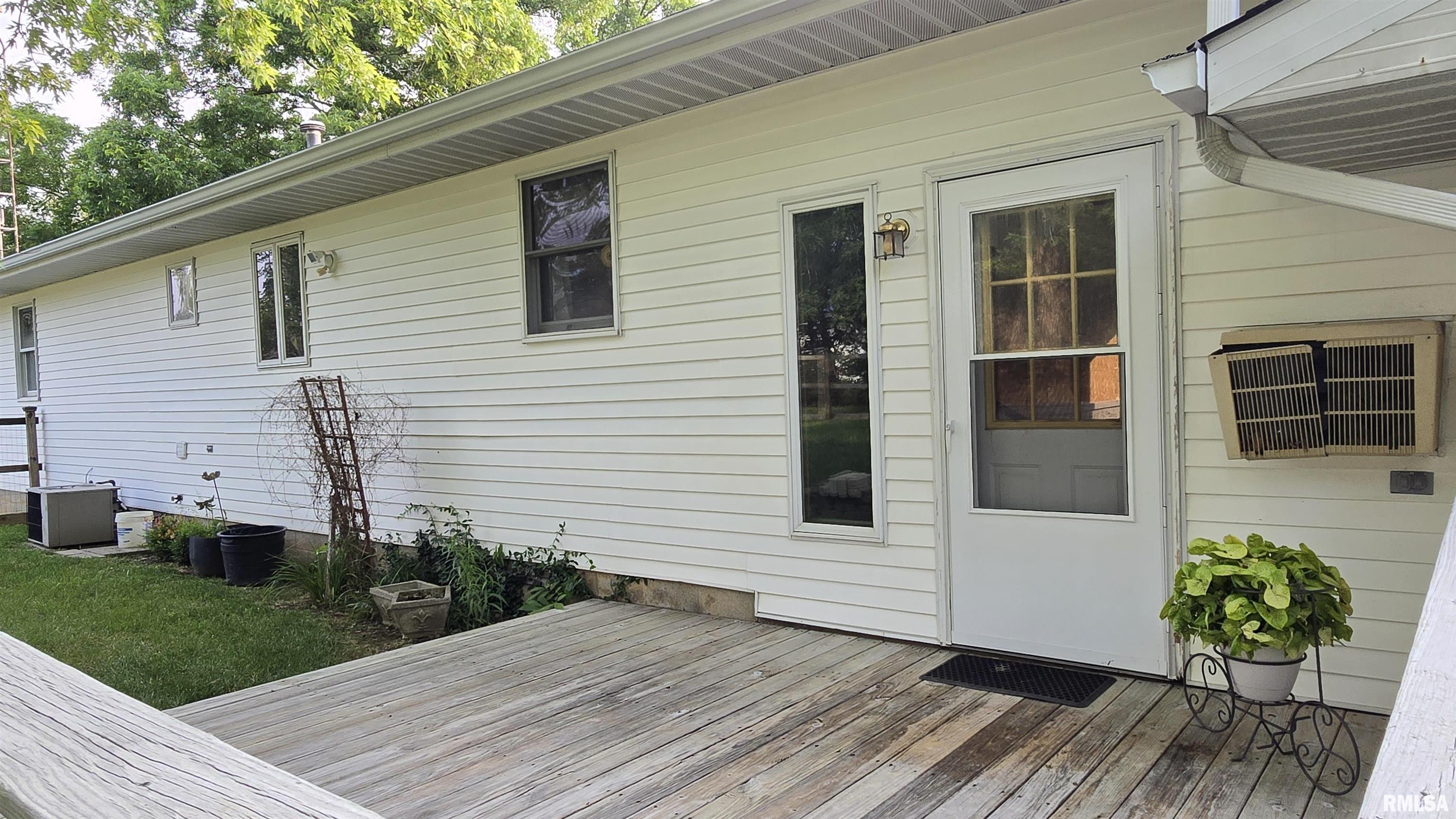 400 Old Broughton Road Eldorado, IL 62930 - Photo 5 of 28