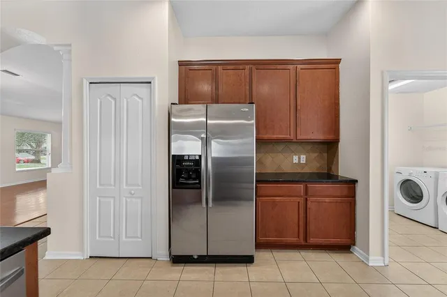 $2,500 | 431 Westchester Hills Lane, Valrico, FL 33594