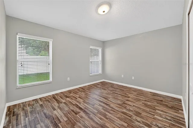 $2,500 | 431 Westchester Hills Lane, Valrico, FL 33594