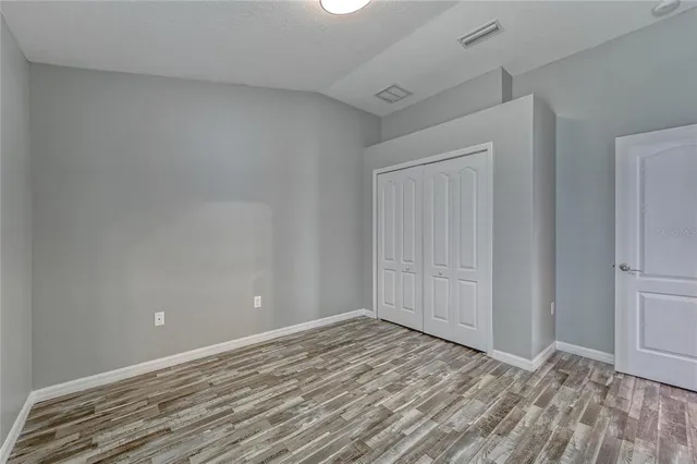 $2,500 | 431 Westchester Hills Lane, Valrico, FL 33594