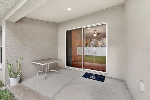 $2,500 | 431 Westchester Hills Lane, Valrico, FL 33594