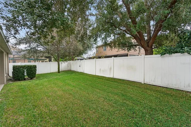 $2,500 | 431 Westchester Hills Lane, Valrico, FL 33594