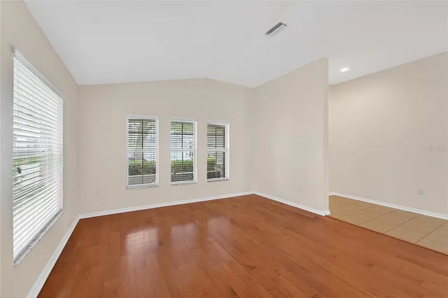 $2,500 | 431 Westchester Hills Lane, Valrico, FL 33594