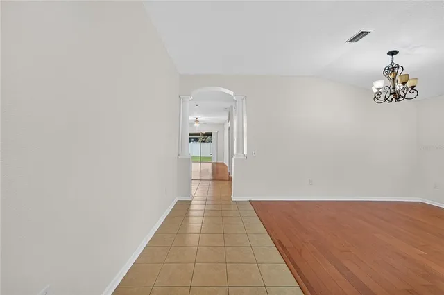 $2,500 | 431 Westchester Hills Lane, Valrico, FL 33594