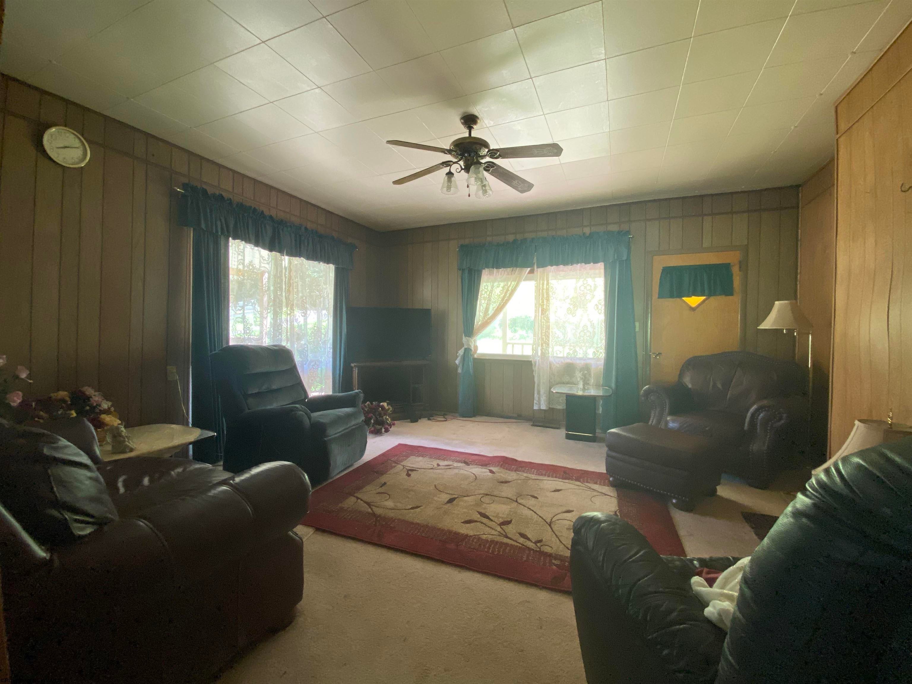 2962 Jakes Run Road Rivesville, WV 26588 - Photo 4 of 20 Gallery Image 4
