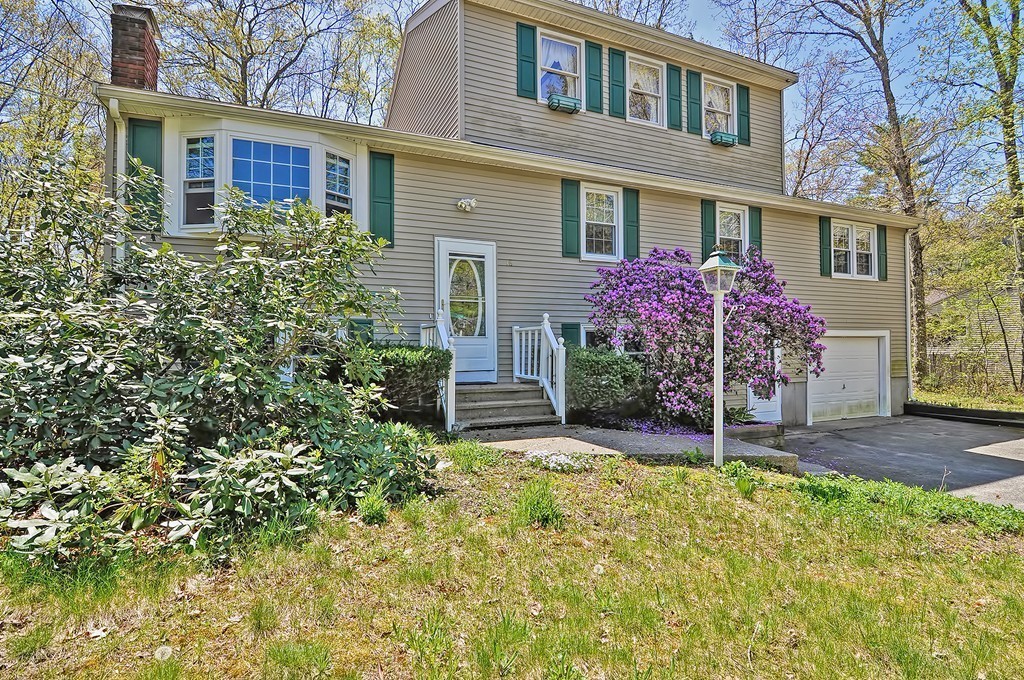 18 Kingsley Road Norton, MA 02766 - Photo 2 of 24 Gallery Image 2