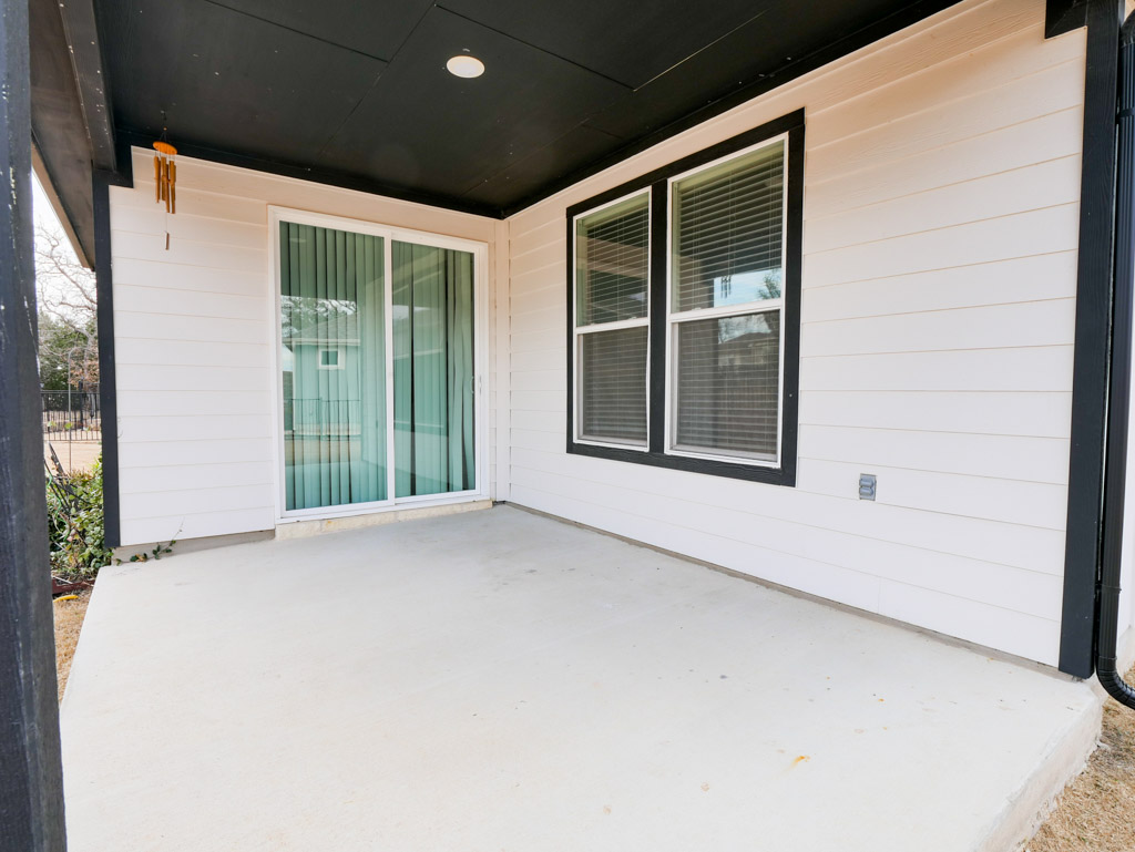 103 Kitty Hawk Road Georgetown, TX 78633 - Photo 31 of 34 a view of an empty room with a window