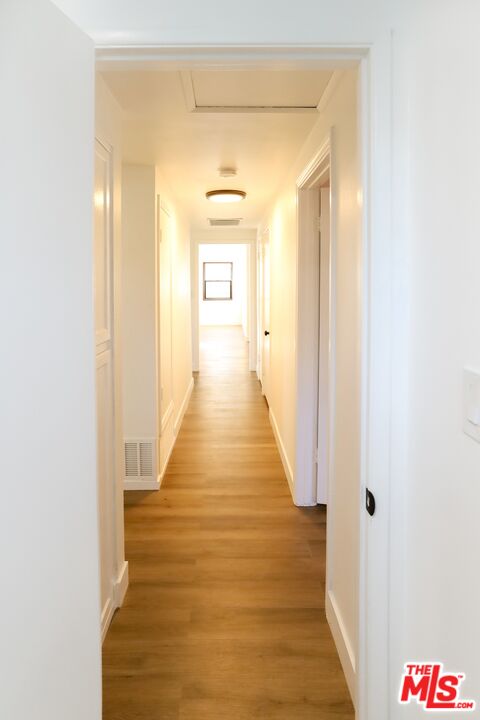 20341 Enadia Way Winnetka, CA 91306 - Photo 12 of 25