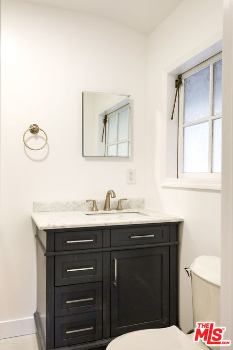 20341 Enadia Way Winnetka, CA 91306 - Photo 19 of 25