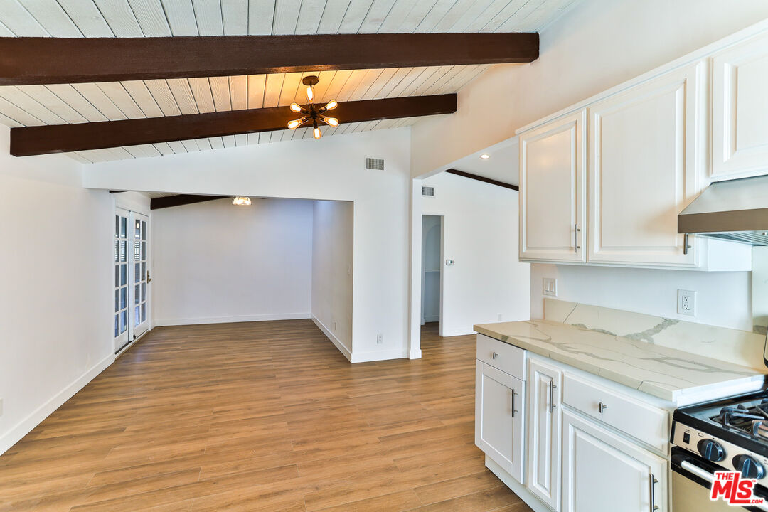 20341 Enadia Way Winnetka, CA 91306 - Photo 7 of 25